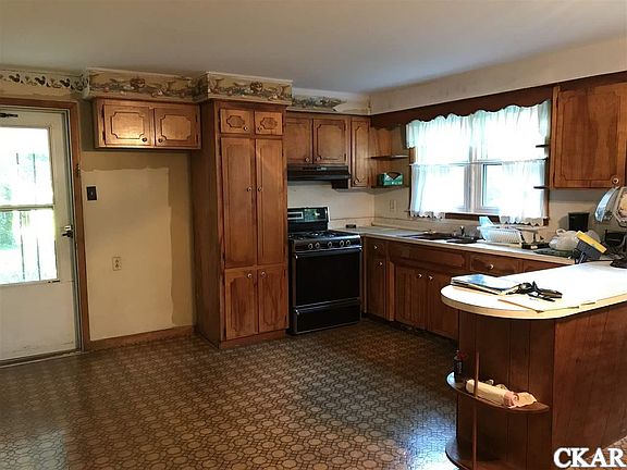 2nd image of 45 Trisler Ln