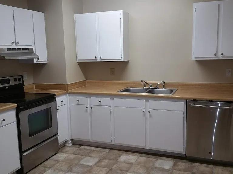 5722 Pheasant Ct — Photo 2