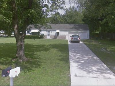 700 NE 71st St, Kansas City, MO, 64118