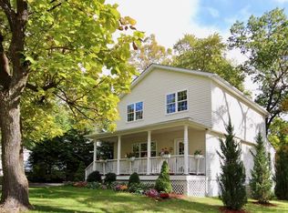 174 Sycamore Dr, New Windsor, NY 12553