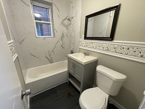 5th image of 817 18th Ave Floor 2