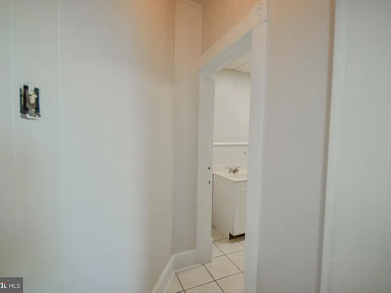 117 E Martin St #1 — Photo 10