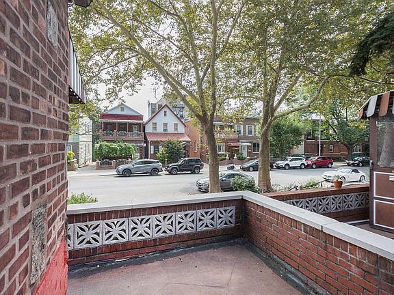 2nd image of 3222 33rd St