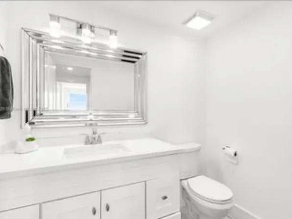 9381 E Bay Harbor Dr APT 701N, Bay Harbor Islands, FL 33154