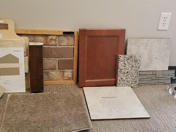 4th image of 3705 Banbury Ln