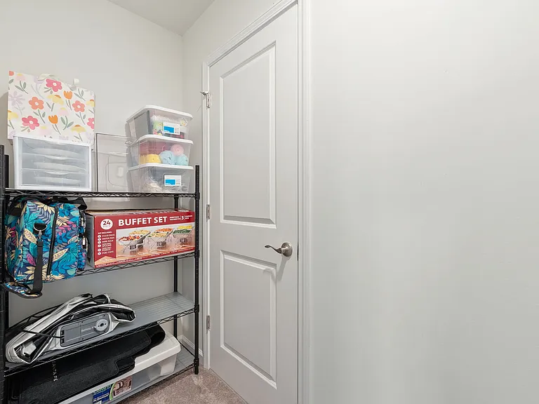 173 Greenwich Dr — Photo 35