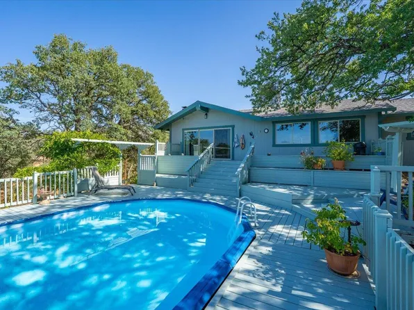 8828 Sun Valley Dr, Palo Cedro, CA 96073