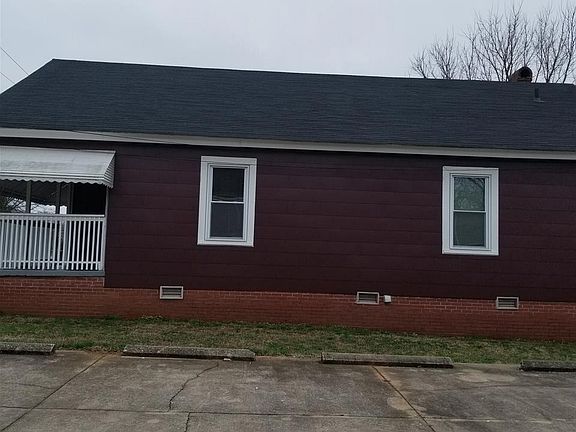 4th image of 482 Kingston St