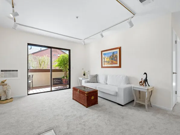 8201 Camino Colegio #110, Rohnert Park, CA 94928