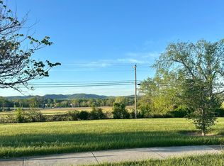 1312 Vineyard Ct, Berea, KY 40403