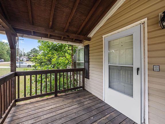 4th image of 9642 Live Oak Trl
