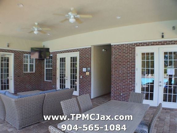3rd image of 4480 Deerwood Lake Pkwy Unit 138