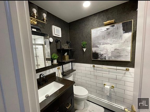 5th image of 821 Underhill Ave #1