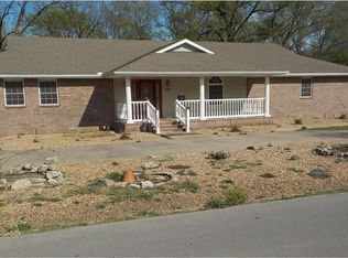 603 Cheyenne St, Coffeyville, KS 67337