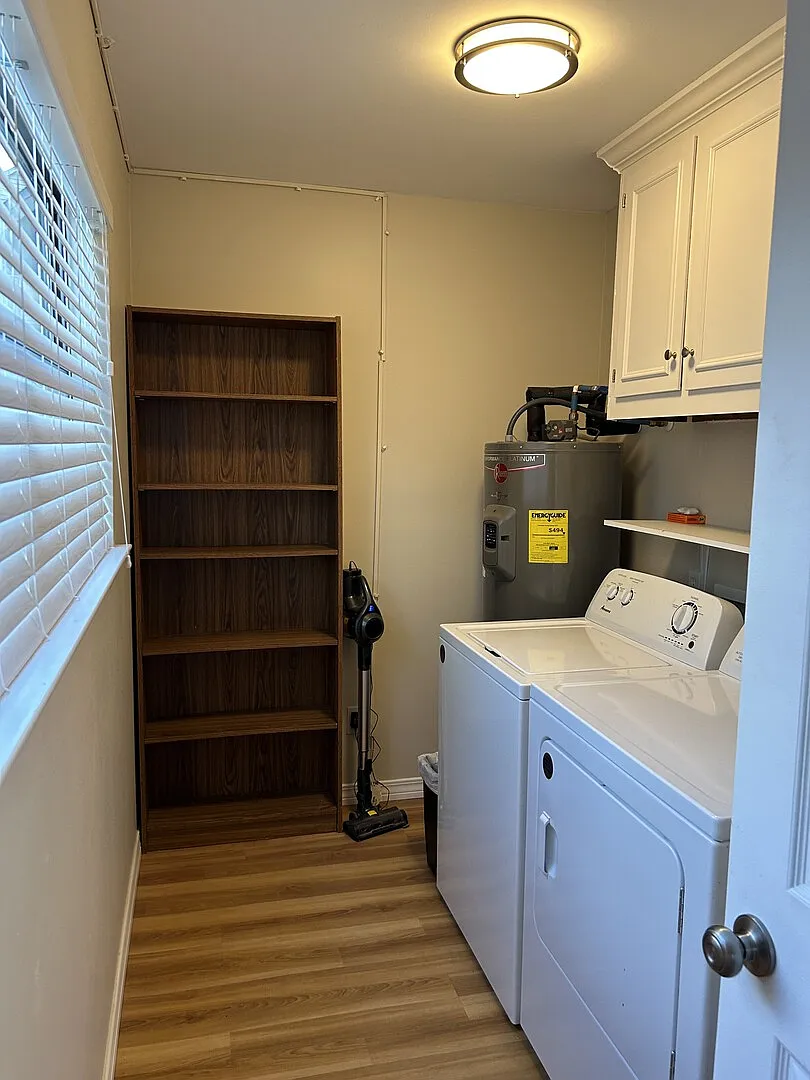 Fully Furnished 2 Br, 1.5 Ba Townhome In Daphne — Photo 4