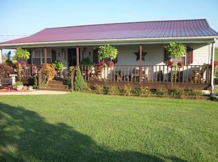 386 Cedar St, Crab Orchard, KY 40419