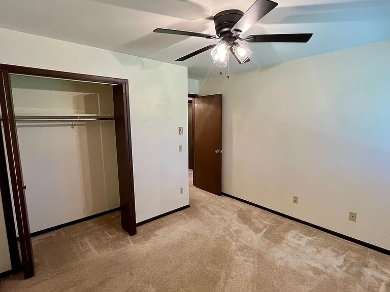 1703 Sawyer Dr — Photo 8