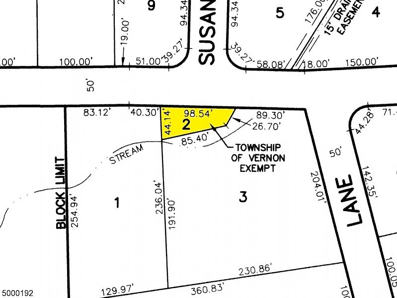 1st image of 9 Woodland Dr