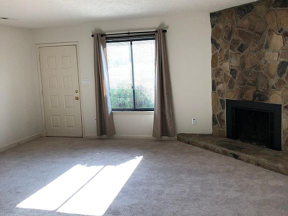 3rd image of 214 Dalewood Ave