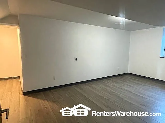 753 Washington St — Photo 9