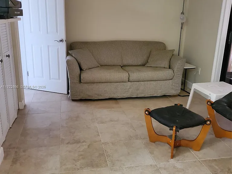 9978 N Belfort Cir #206 — Photo 14