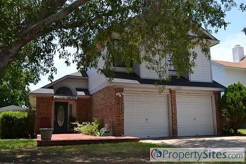1st image of 1315 E Logan St