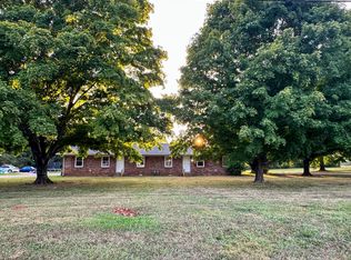 2725 Blackman Rd, Murfreesboro, TN 37129