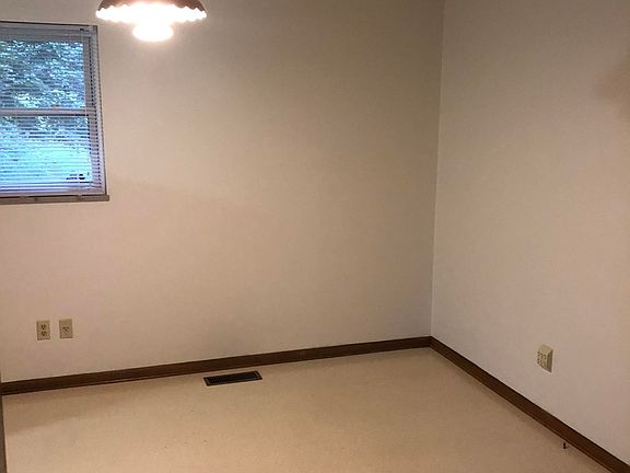 3rd image of 4332 Felty Dr