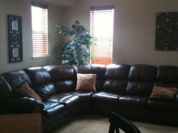 4th image of 770 Beachwood Ln