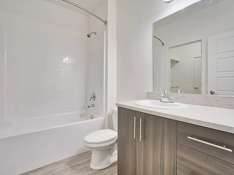 Eden Apartments — Photo 46