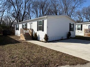 17311 E Us Highway 40 Site #B69, Independence, MO 64055