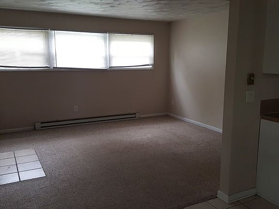 2nd image of 209 S Fairview Ave