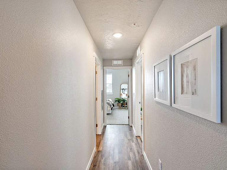 Brownstone Flats — Photo 21