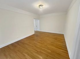 2 S Pinehurst Ave, New York, NY