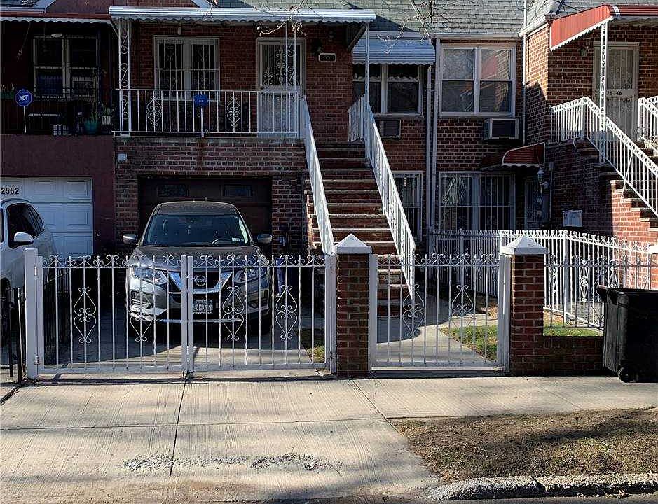 2nd image of 2550 73rd St