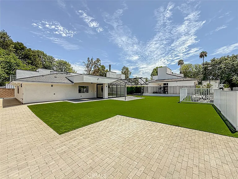 22921 Dolorosa St — Photo 11