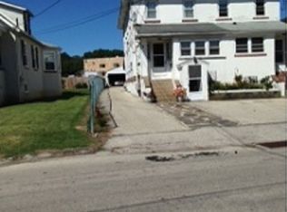 35 Berkley Rd, Devon, PA 19333