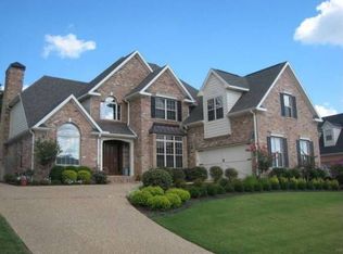 2456 N Covington Park Blvd, Fayetteville, AR 72703