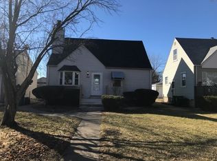 209 Earl Ave, Joliet, IL 60436