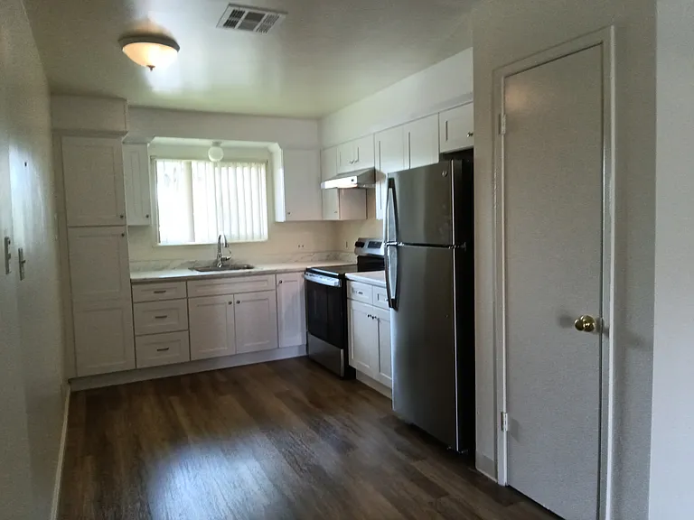 Chestnut Place — Photo 4