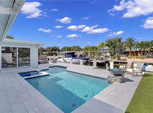2397 SE 12th St, Pompano Beach, FL 33062