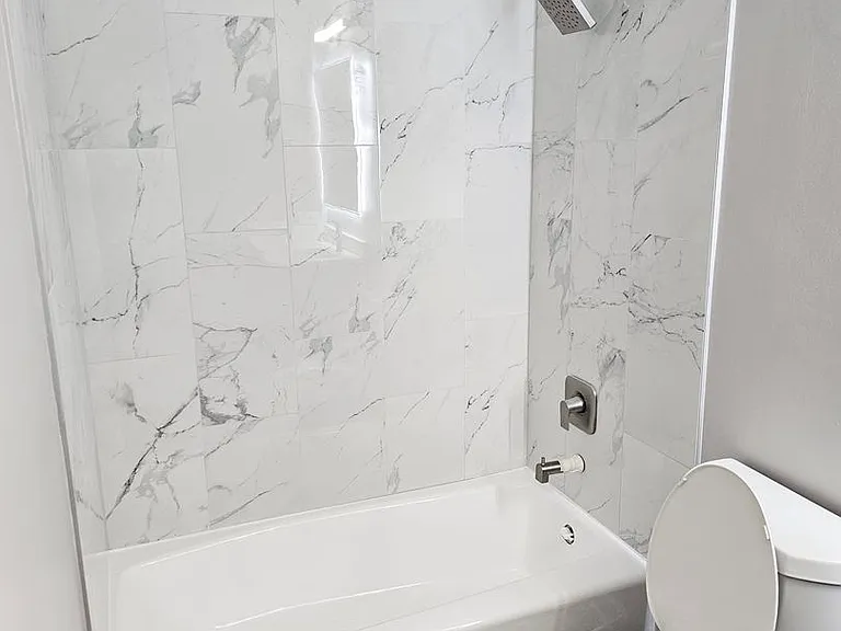 Royal Grove Apartments — Photo 24