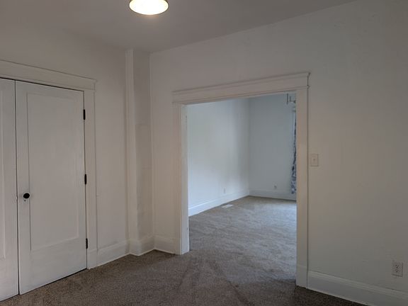 3rd image of 609 Laporte Ave