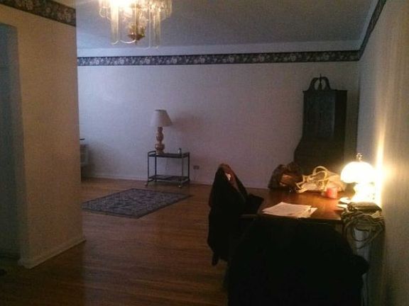 4th image of 32-20 91st St #507