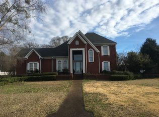 6 Robin Rd, Winona, MS 38967