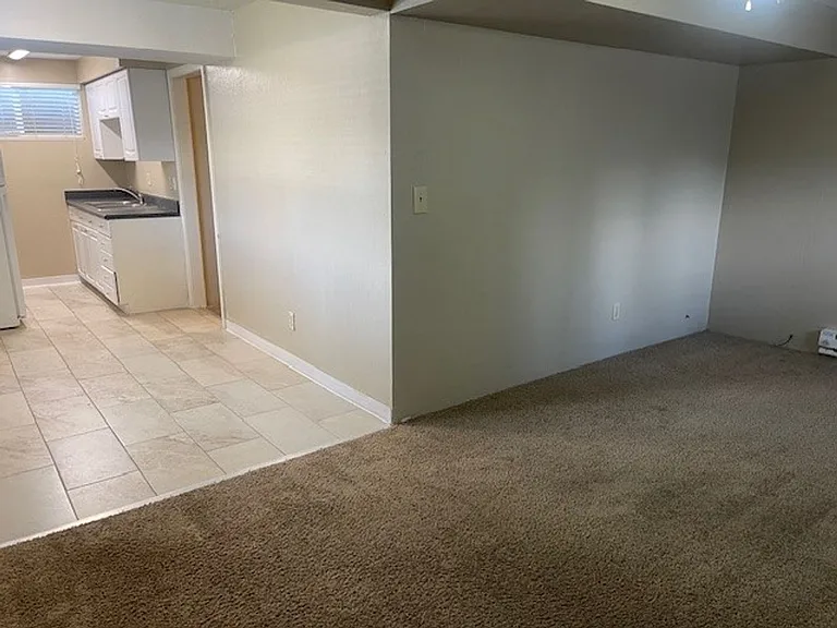 1413 N Virginia St — Photo 4