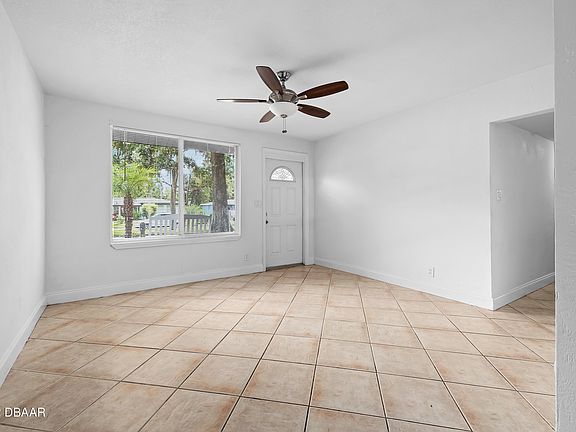 2nd image of 636 S Seneca Blvd