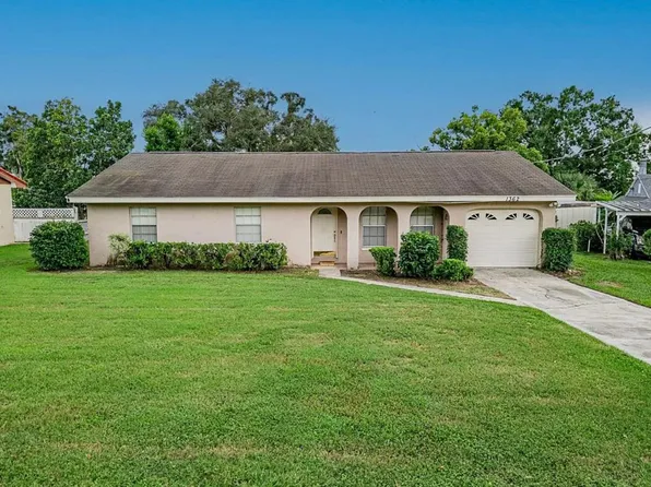 1362 NW Ave S, Winter Haven, FL 33881