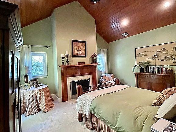 master bedroom upstairs