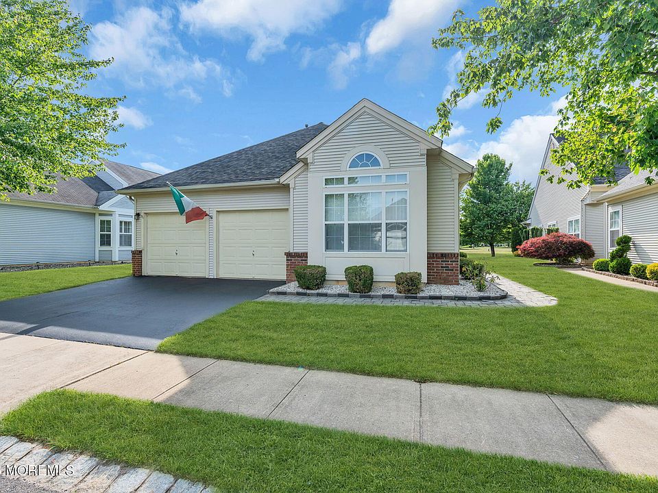 1st image of 31 Provence Drive